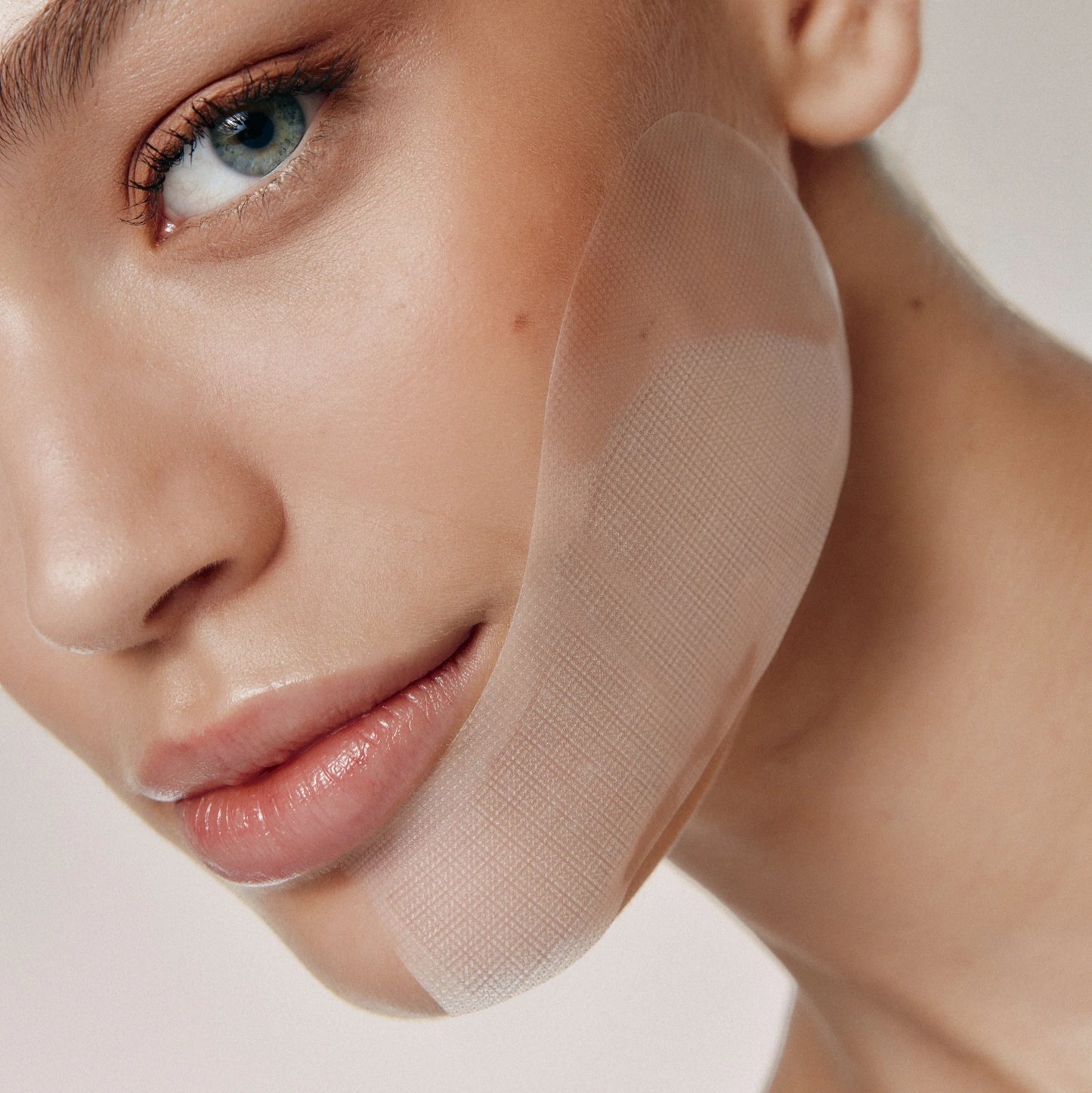 Masqmai Microneedle Jaw Mask