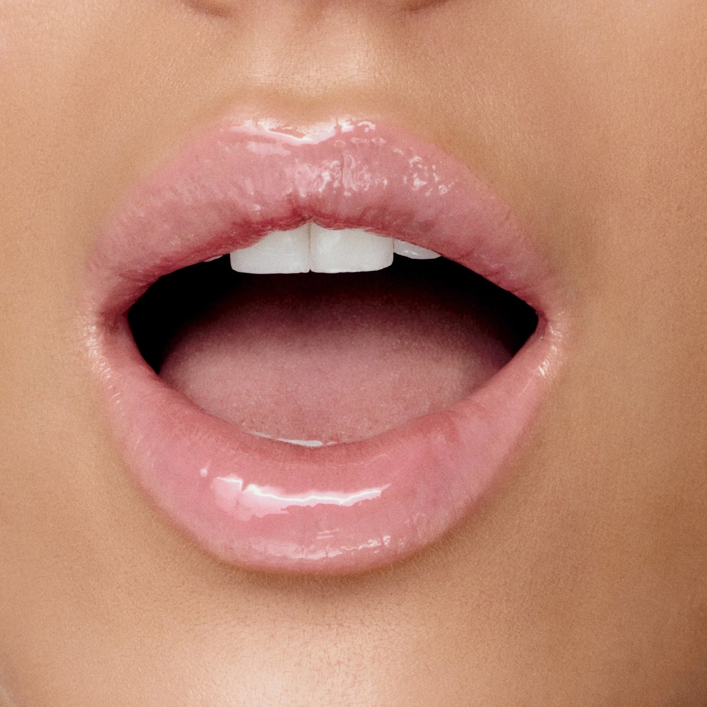 Masqmai perfect lip gloss Pink Peony